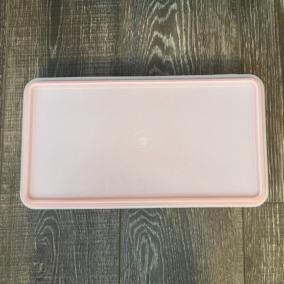 Tupperware Rectangular Container with Lid - Picture 3 of 10